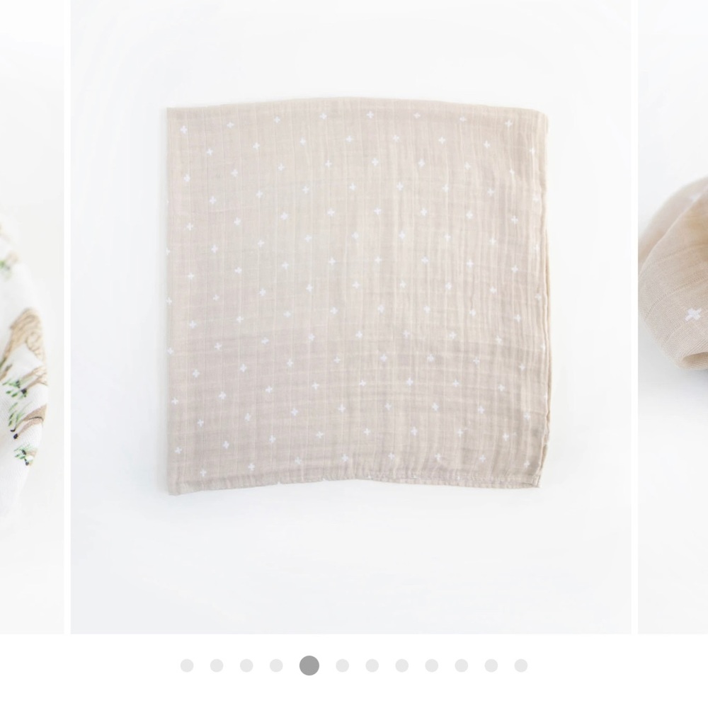 Muslin Swaddle - Picture 7 of 8